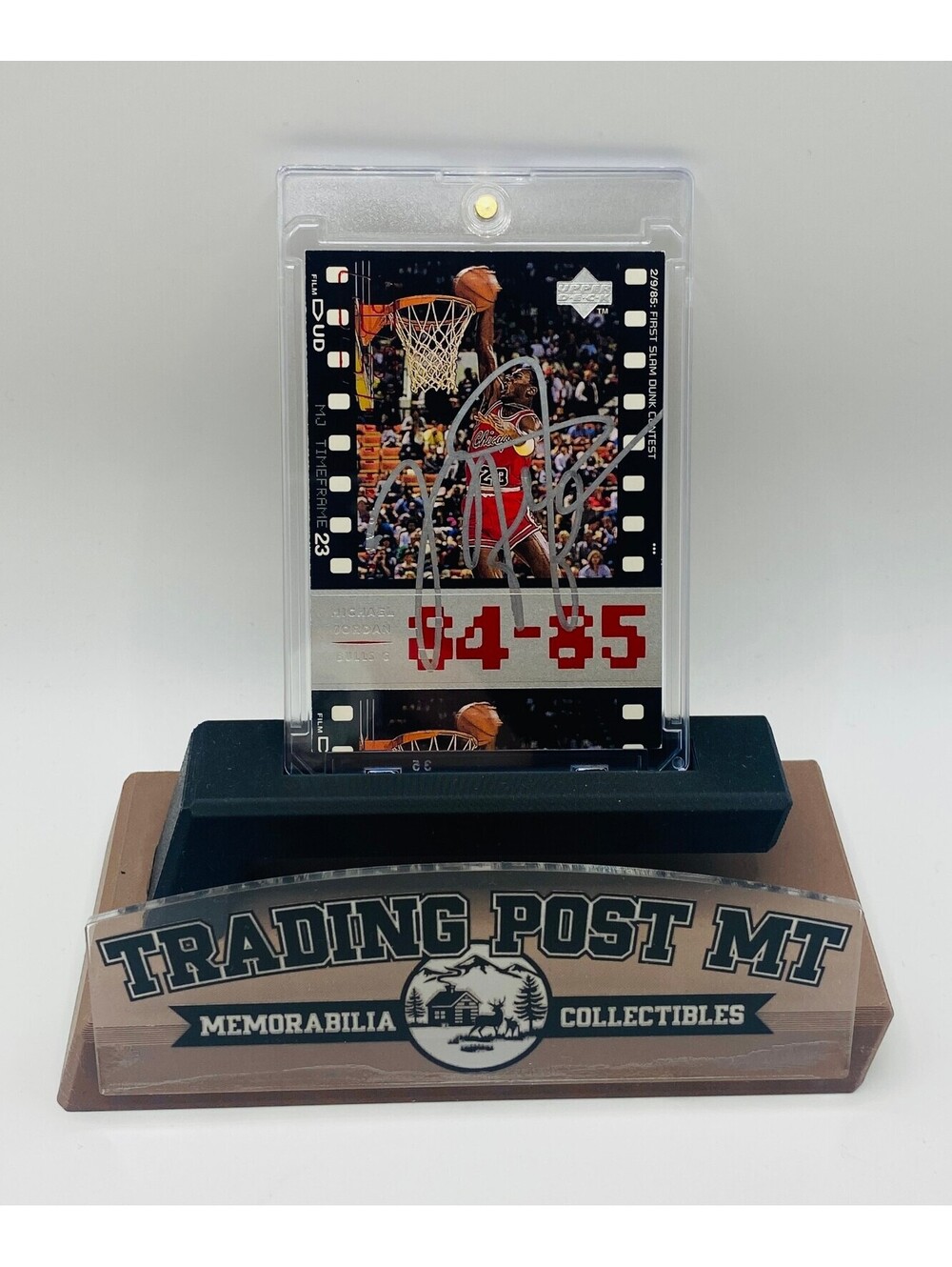 Michael Jordan Signed Card With COA (121055) (Bulls)